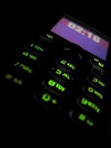 lit-up-mobile-phone-01-103994-m.jpg